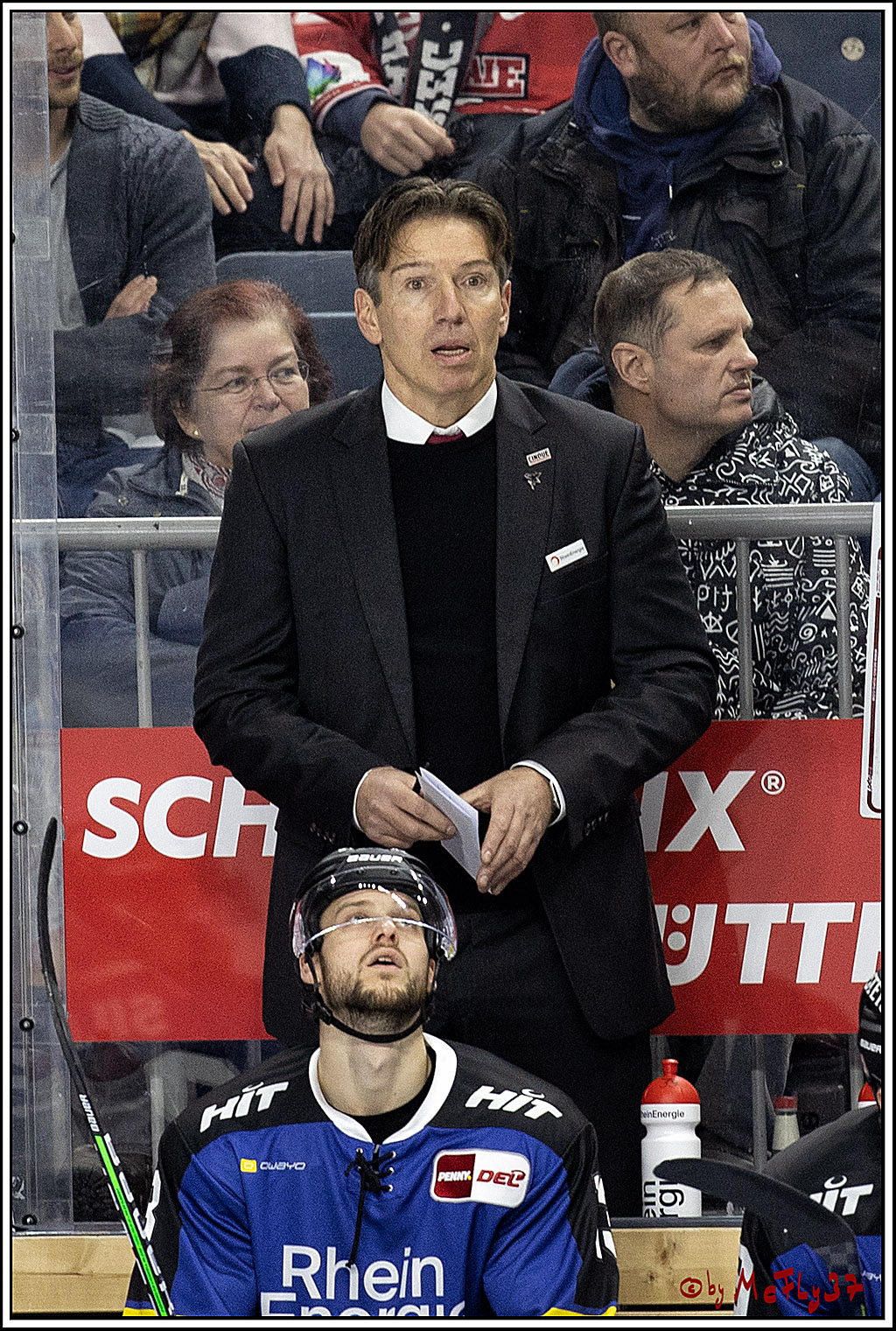 PENNY DEL;  Koelner Haie - Grizzlys Wolfsburg; Koeln, 25.11.2021